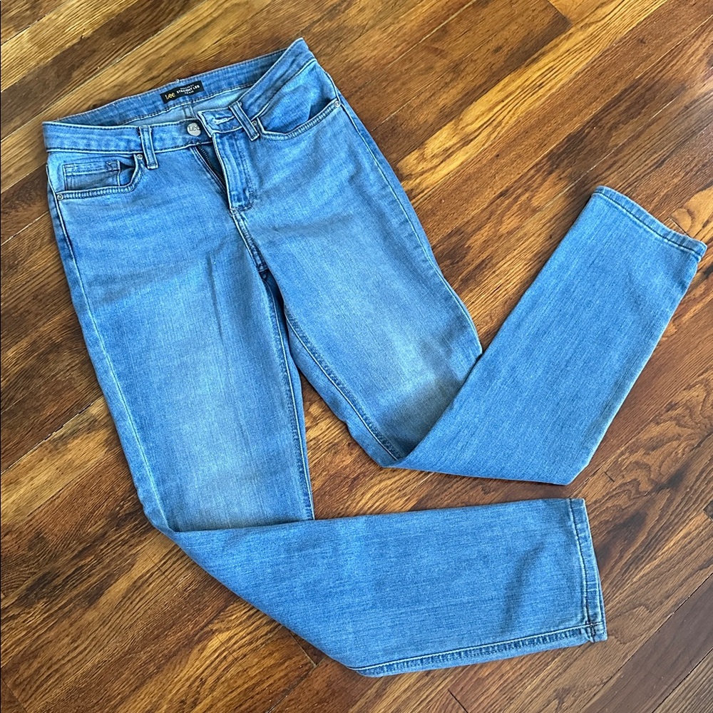Lee Mid Rise Straight Leg Blue Jeans